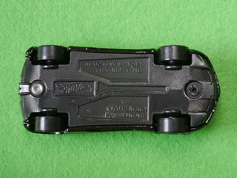 hot-wheels-Pagani-Huayra (14)