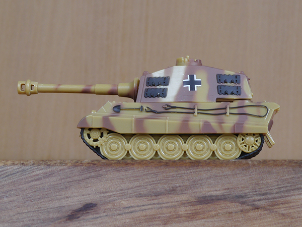 戦車 陶器 デフォルメ 戦車 陶器 デフォルメ