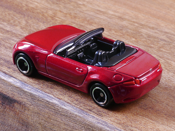 トミカ No.26 マツダ ロードスター : ミニカーのレビューブログ2
