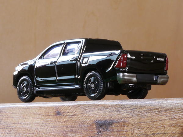 トミカ No.67 トヨタ ハイラックス : ミニカーのレビューブログ2