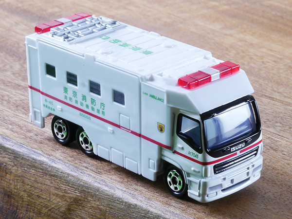 ★お買い得★トミカ他セット52台のミニカー アンビュランス　パトカー　立体マップ Amazon.co.jp: タカラトミー(TAKARA TOMY) トミカ No.116