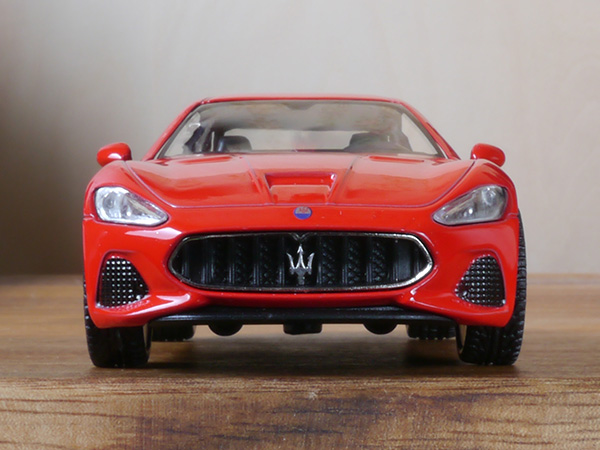 キャストワールド マセラティ グラントゥーリズモ MC : ミニカー
