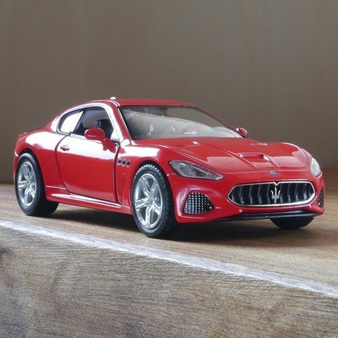 キャストワールド マセラティ グラントゥーリズモ Mc ミニカーのレビューブログ2