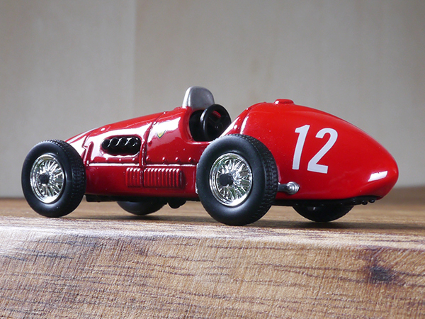 京商 フェラーリ 500F2 : ミニカーのレビューブログ2 京商 フェラーリ 500F2 : ミニカーのレビューブログ2