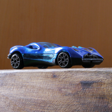 ダイソー ダイキャストカー スポーツカーB 青いオープンカー