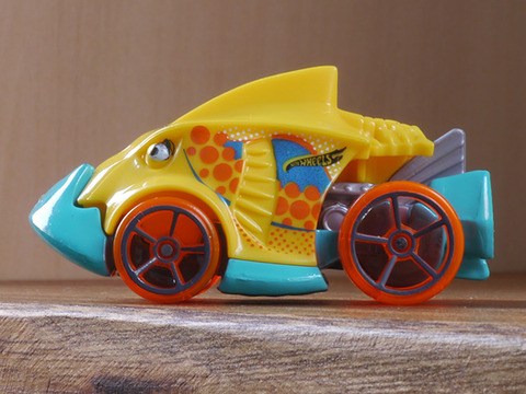 HOT-WHEELS-piranha-terror-8