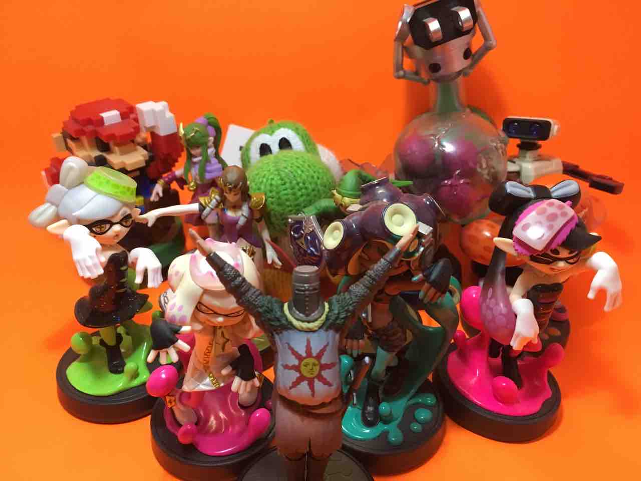 【未使用品】amiibo 太陽の戦士ソラール アミーボ ダークソウル　4種セット amiibo 太陽の戦士ソラール アミーボ ダークソウル
