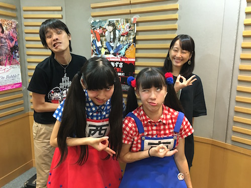 24時間テレビ サブカルに大人気という設定のクソアイドル 生ハムと焼うどん の寒いキメ顔ネタがダウン症を揶揄しているとして炎上 メタルは負けず嫌い