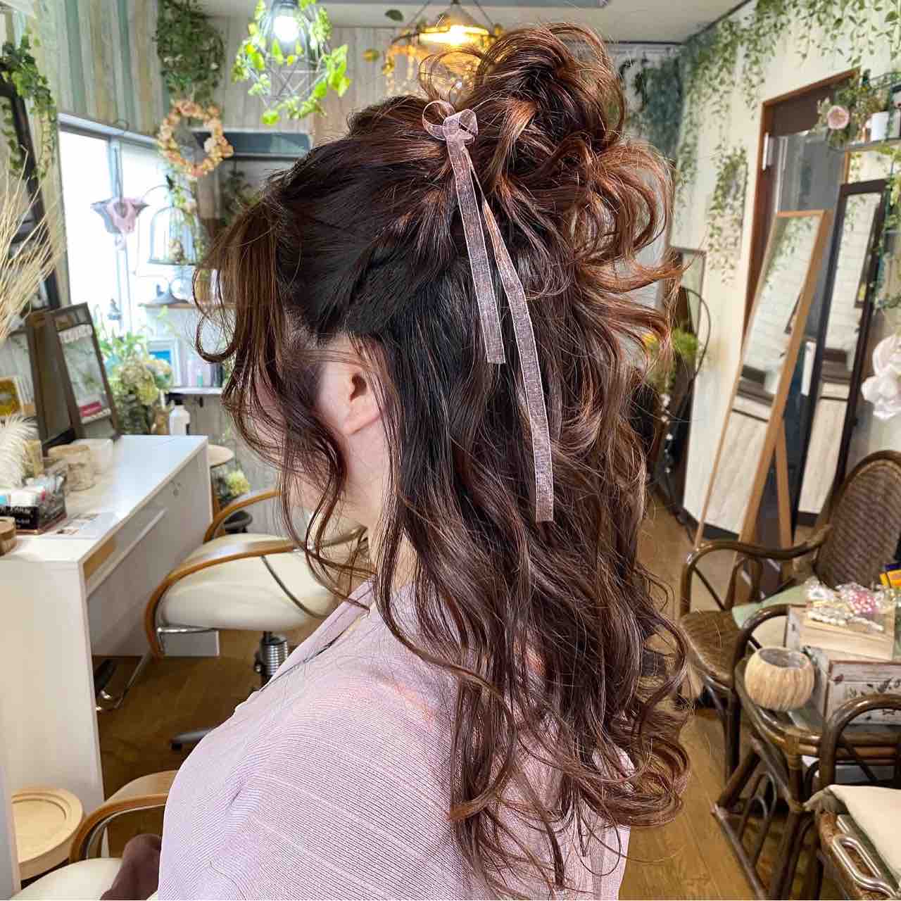 カジュアルアレンジ お団子ハーフスタイル ヘアアレンジのご相談は北千住cobacoへ 北千住cobacoからのbeauty Guidance 北千住でヘアセット ヘアメイクのご相談はお気軽に
