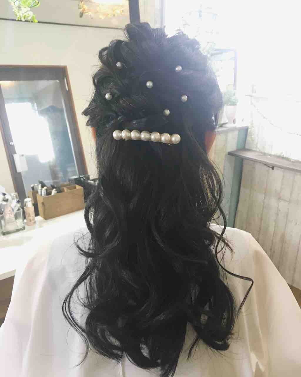 パールアクセサリーのハーフアップスタイル 北千住cobacoからのbeauty Guidance 北千住で1番可愛いヘアセット ヘアメイク 着物着付けのご相談はお気軽に