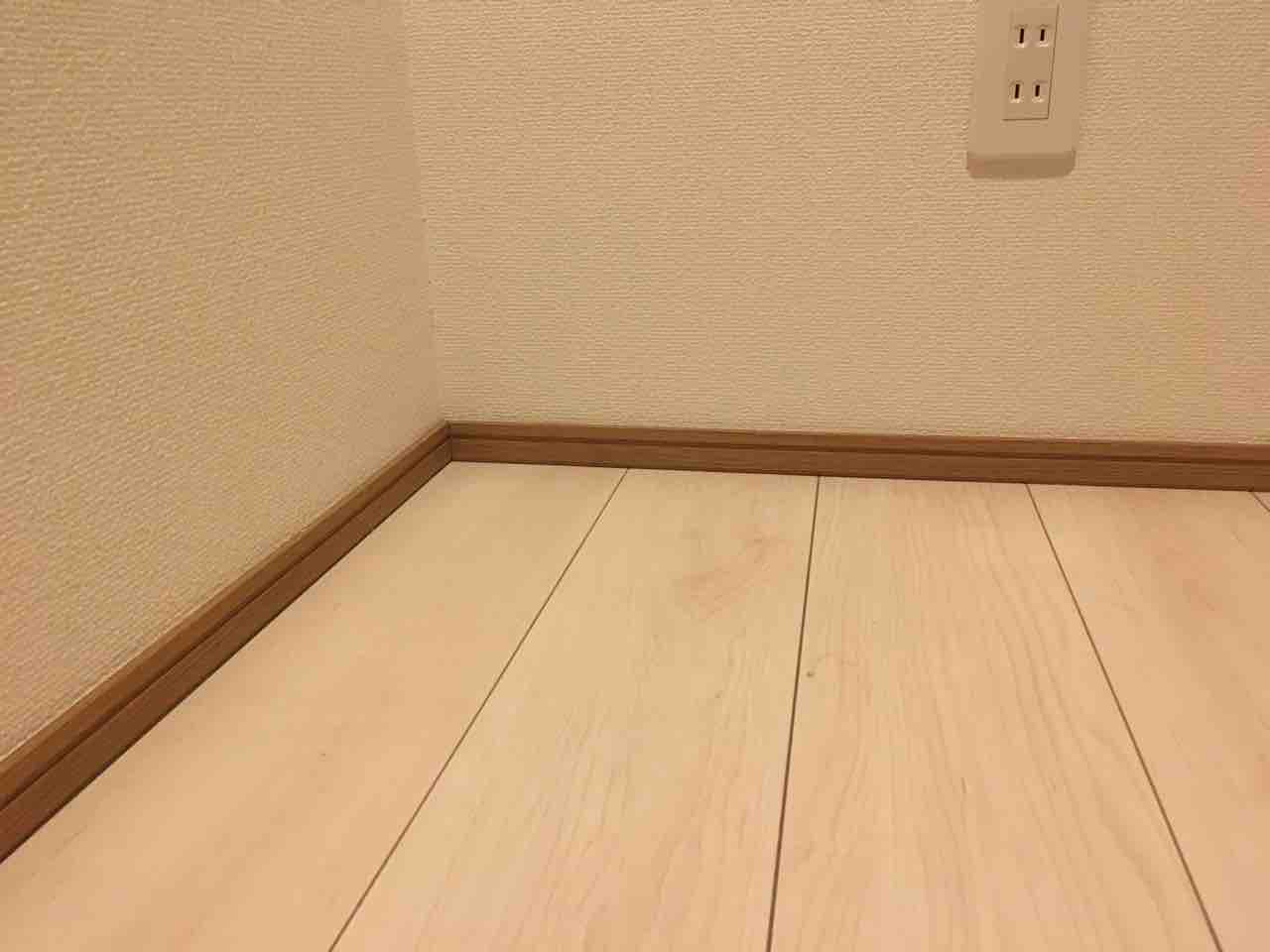 巾木 幅木 窓枠を塗装して部屋をおしゃれに簡単diyの方法をご紹介 生活を豊かにするもの 巾木 幅木 窓枠を塗装して部屋をおしゃれに簡単diyの方法をご紹介 生活を豊かにするもの