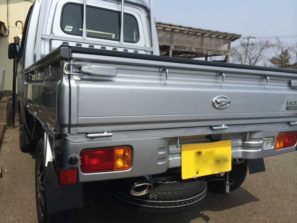 軽トラ ジャンボの後ろ姿 釣りと薪ストーブの生活