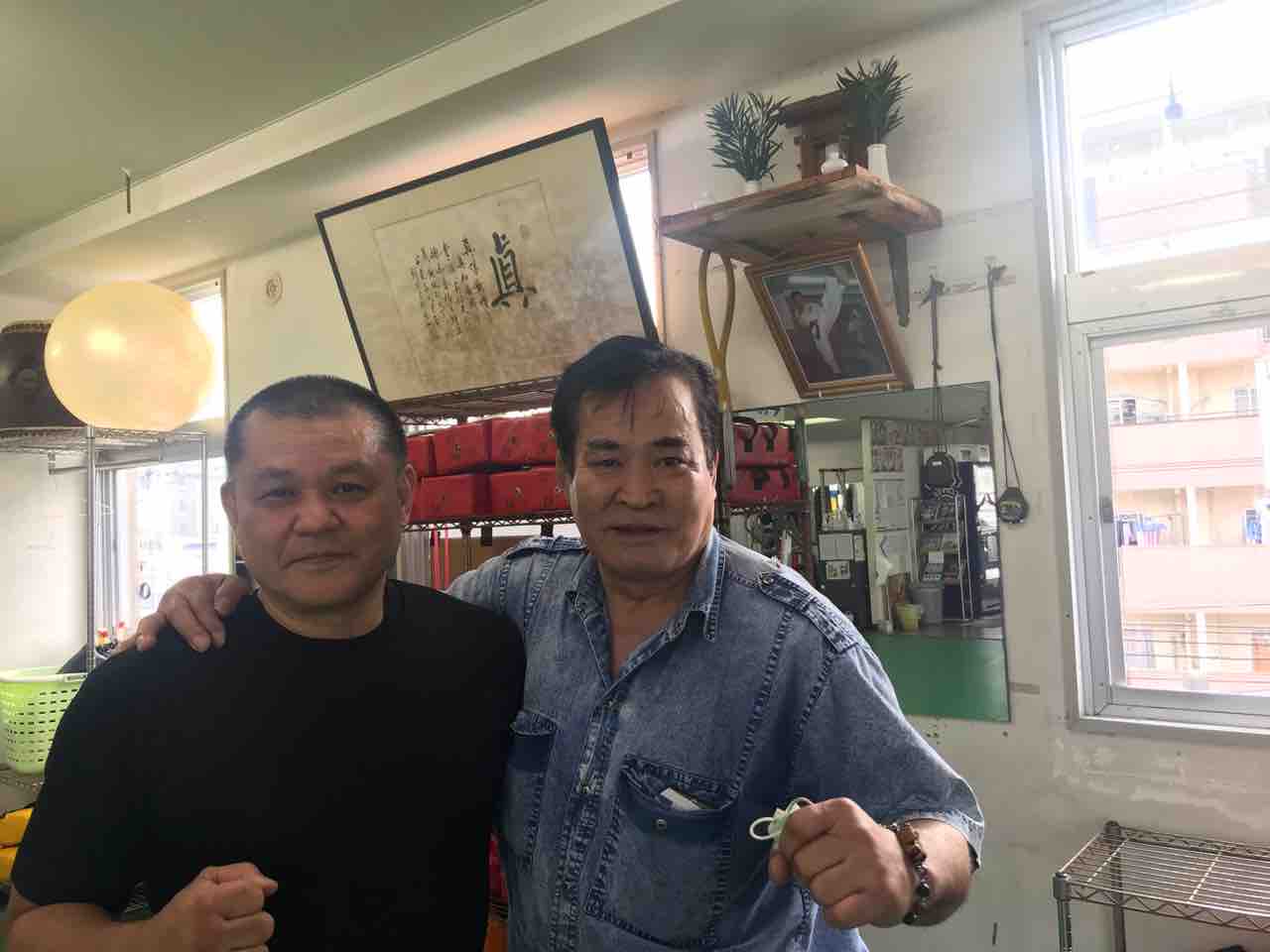 真樹道場沖縄日誌
                          玉城良光会長〜！
                        コメント                        真樹ジムオキナワ
