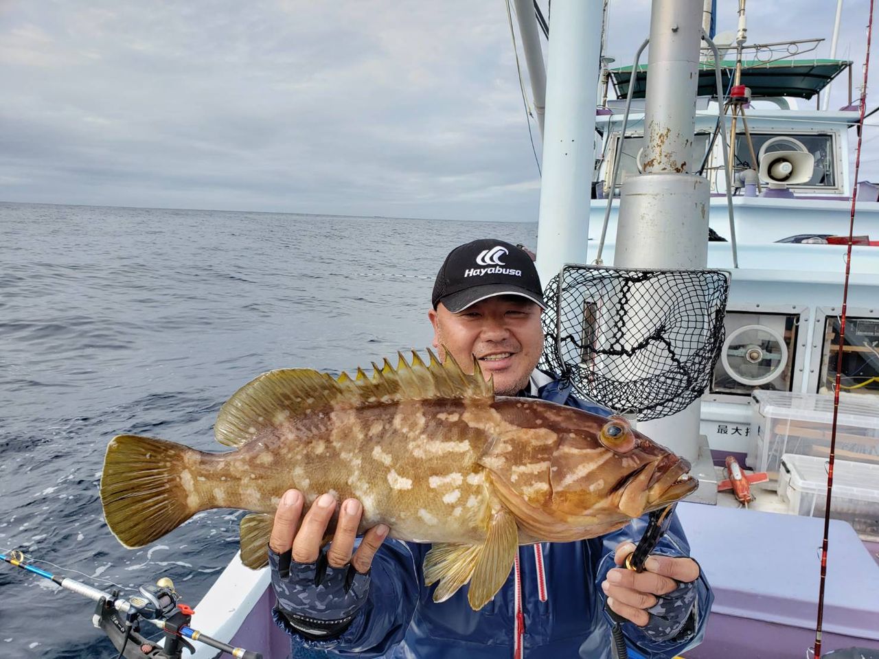 ぐえぇーっ 人生初めて 本クエ 獲りましたぜ Bassと女は追うな 必ず置いてきぼりを食う ぐえぇーっ 人生初めて 本クエ 獲りましたぜ Bassと女は追うな 必ず置いてきぼりを食う