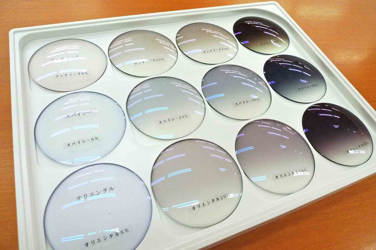 男前 なレンズカラーサンプル完成 マキノ レター