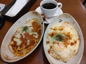 CENTER_0001_BURST20250830141212009_COVER