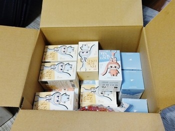 CENTER_0001_BURST20251118180549657_COVER