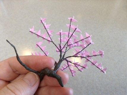 折り鶴の木 小さな桜 Makkotyannのブログ