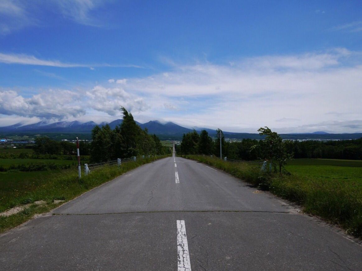 北海道ひとり旅 富良野 美瑛の旅 パノラマロード江花 余り知られていない絶景の道があります 北海道ひとり旅 憧れの大地へ 旅のブログ 北海道ひとり旅 富良野 美瑛の旅 パノラマロード江花 余り知られていない絶景の道があります 北海道ひとり旅 憧れの大地へ 旅のブログ
