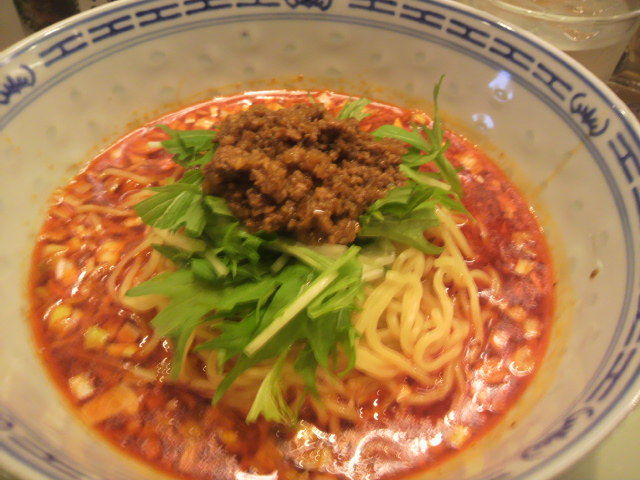 ダンダン亭 麻辣麺(マーラーめん/四川山椒辛味麺) 850円 <br>