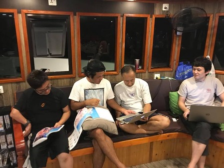 40209933_1863875137040123_5424001669975244800_n