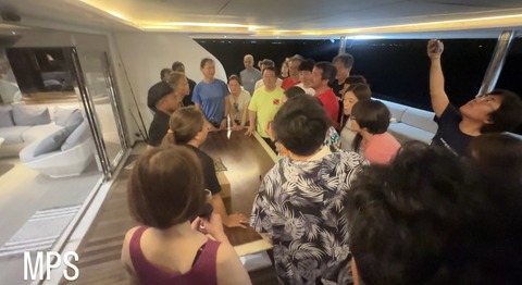 74565A50-2172-4EF0-964A-2D6E8ABE2674