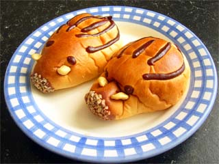 どんぐりのパン