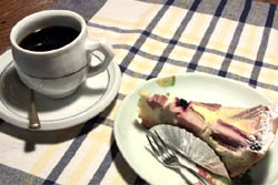 季節のケーキともりひこブレンド