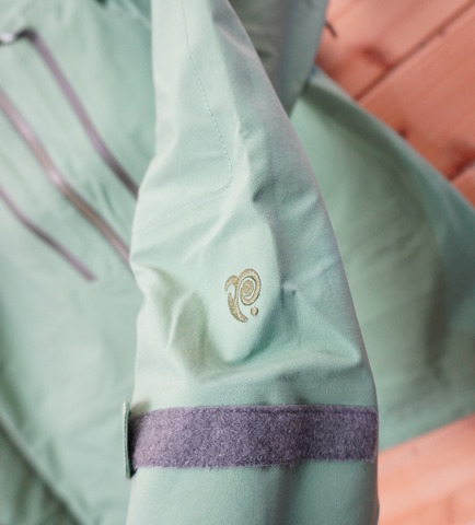 ﾌﾟﾘｽﾞﾑ002