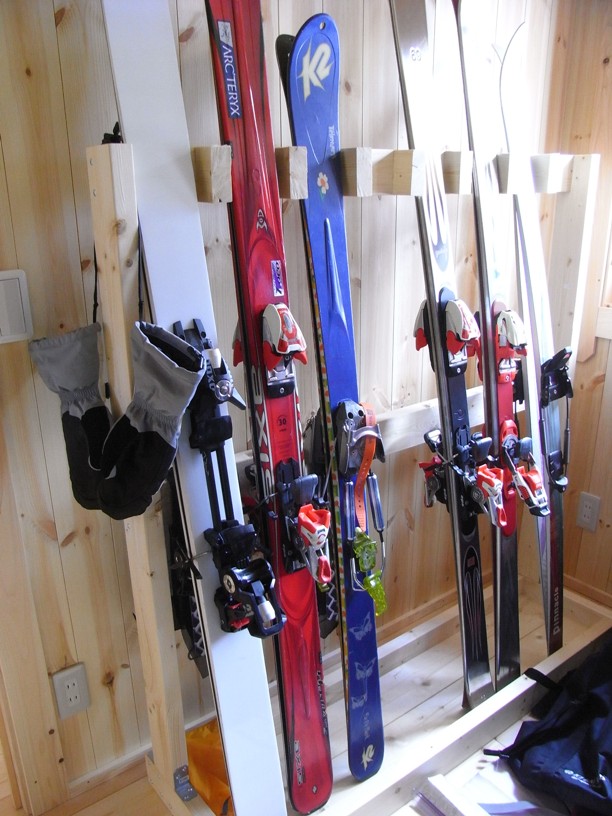 最新 スキー板 収納 Diy おもちゃコレクション無料