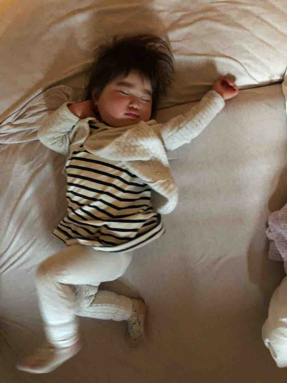 元ca ママリのsmileブログ 出産 子育て あれこれ 一歳半の昼寝の寝起き 良いときバージョン