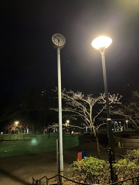 005