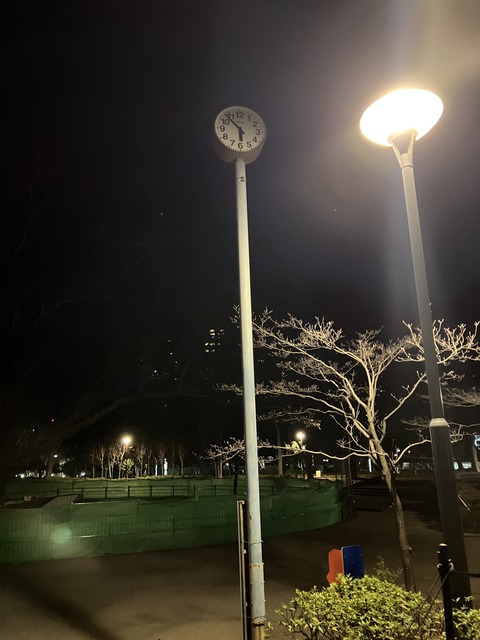 005