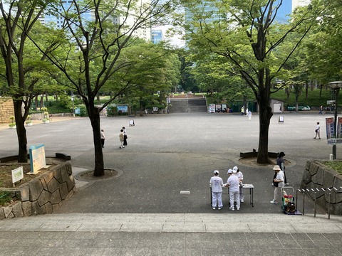 005