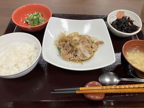 夜　牛肉焼き肉風