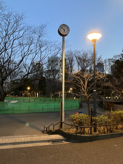 004