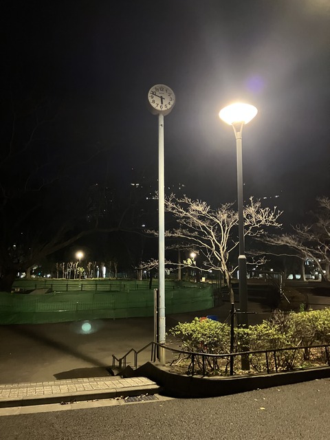 004