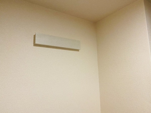 010ce84858e943613283c0318e131562b3e8fce55c