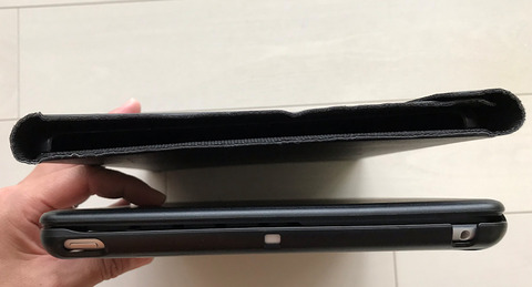 iPadのキーボード一体型ケース