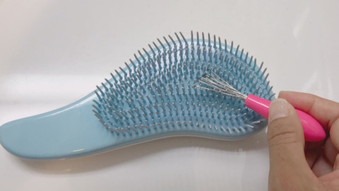 ヘアーブラシクリーナー