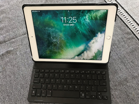 iPadのキーボード一体型ケース