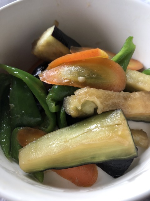 8CD57C9B-11C8-4B94-88A4-4D7C03DED671