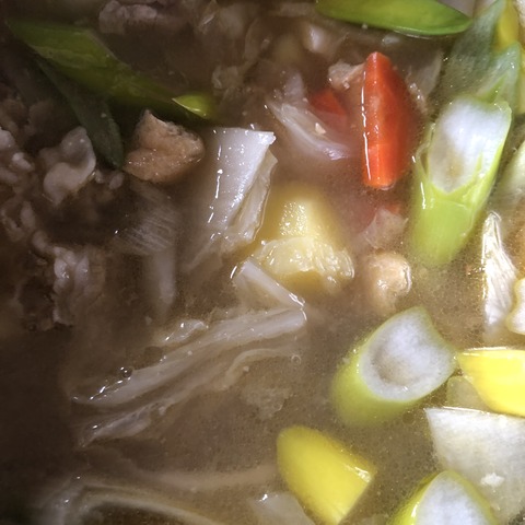 5F6BB4A4-1FEE-422A-A412-0A87F4C809D1