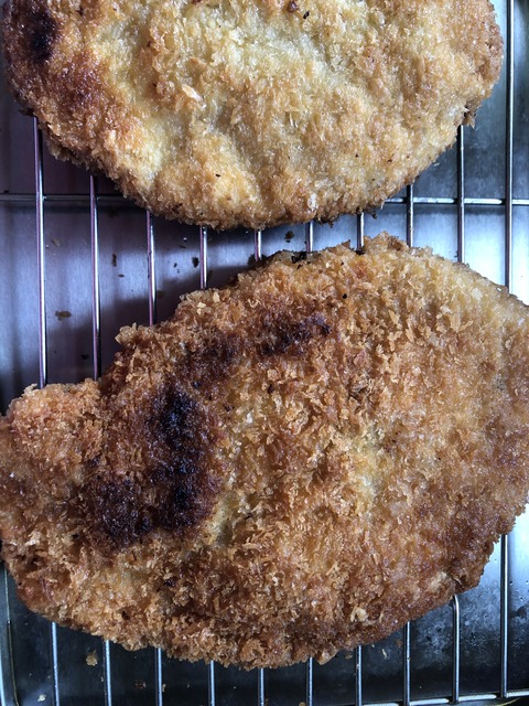 3E7B7B29-F559-4A40-AC95-CFA04BAAFAAF