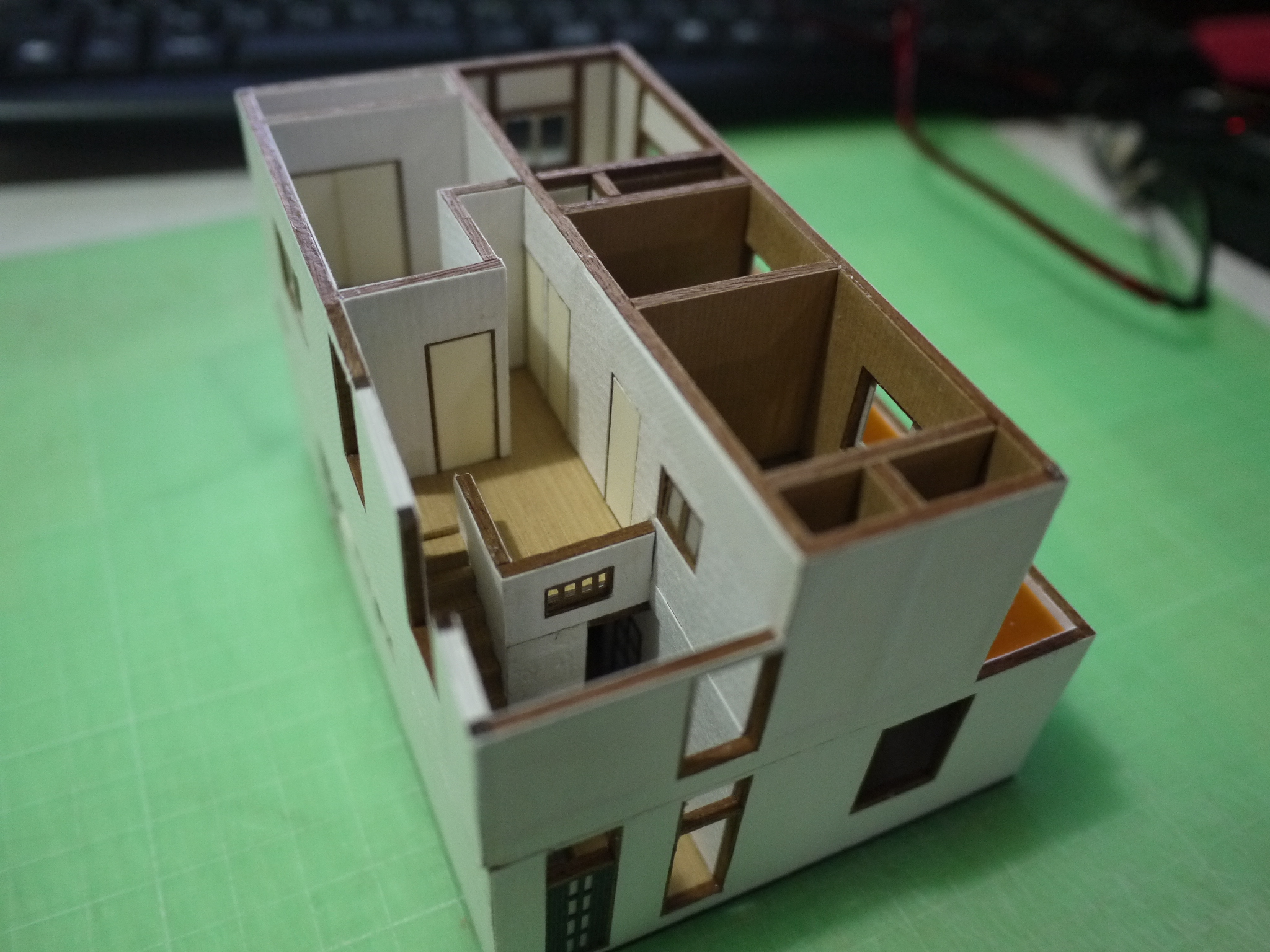 呪怨の家模型製作８ 彷徨う日記
