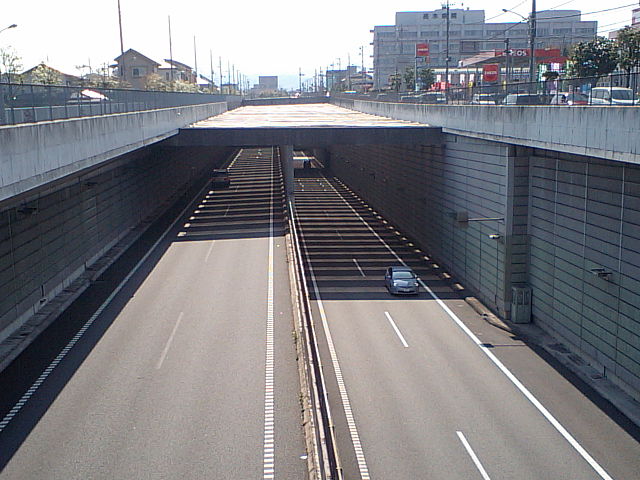 青梅トンネル