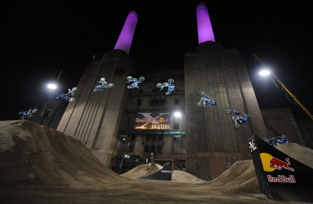 Red%20Bull%20X-fighters%20London_Winner_Adams%20in%20Action