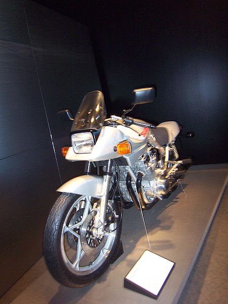 450px-Suzuki_Katana_1100