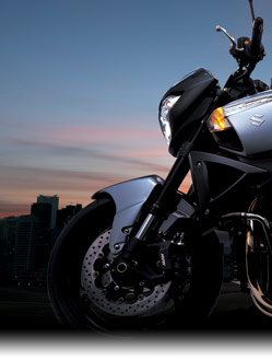 gsx1300bkk8_o_01