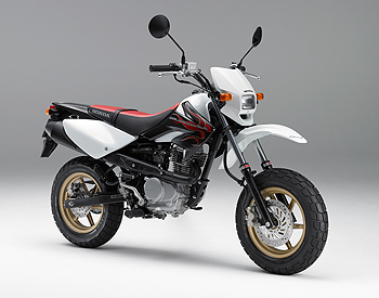 XR100モタード